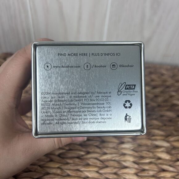 NEW in Box, Ikoo Home Effortless Detangling Ergonomic Brush in Silver Oyster - Picture 6 of 7